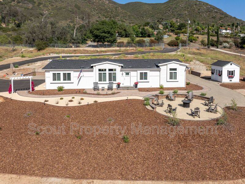 House for rent at 471 Stewart Canyon Rd, Fallbrook, CA 92028