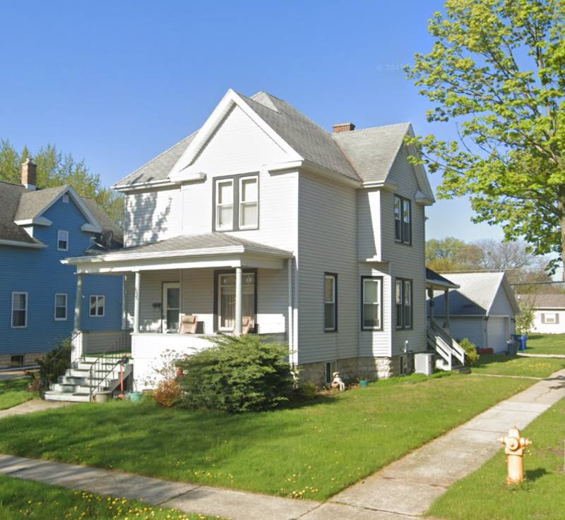 House for rent at 633 Michigan Ave, Fond Du Lac, WI 54937