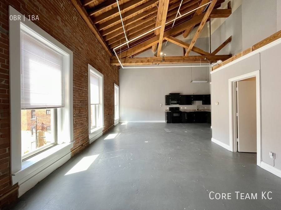 Apartment for rent at 500 Delaware St, Kansas City, MO 64105