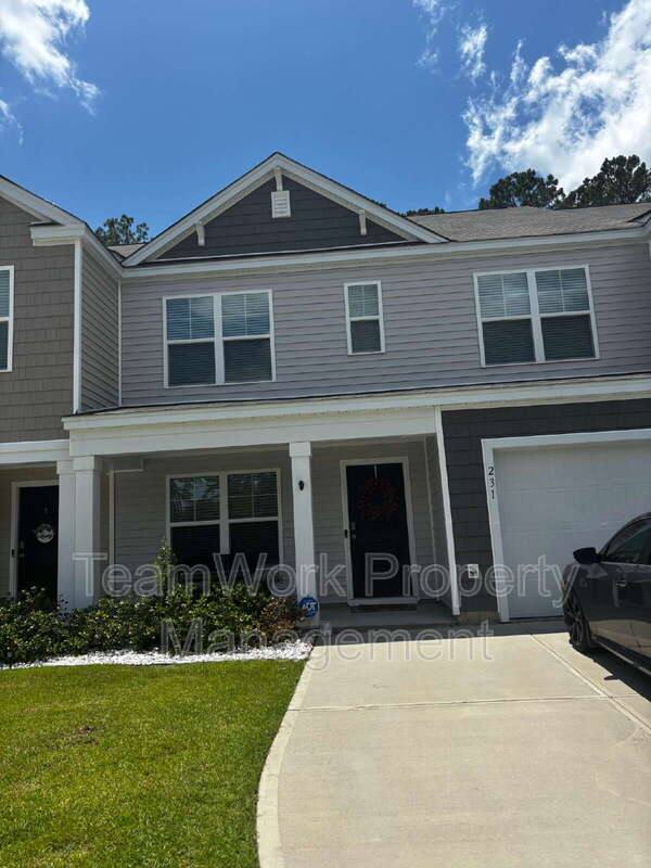 Townhouse for rent at 231 Cozy Brook Court, Summerville, SC 29486
