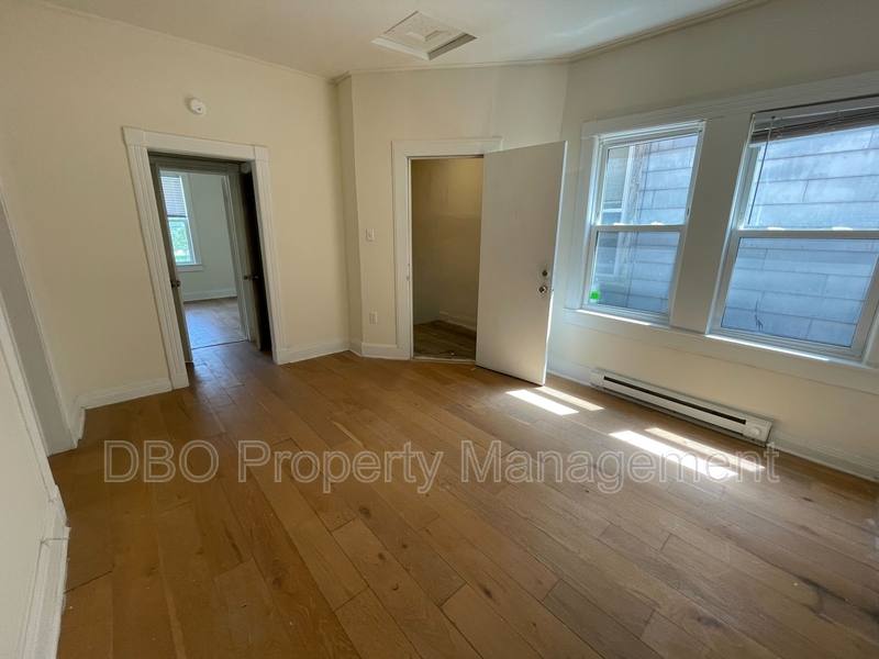 Apartment for rent at 262 Morton Ave #2, Albany, NY 12202