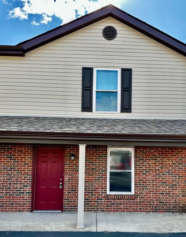 Townhouse for rent at 2224 Cordova Court #B, Warrenton, MO 63383