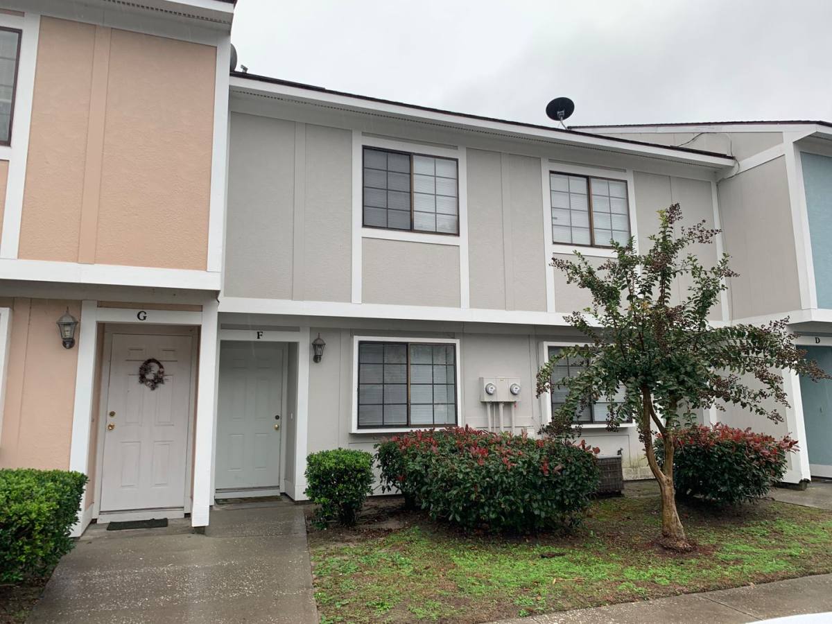 Townhouse for rent at 1212 Pine Grove Dr, Myrtle Beach, SC 29577