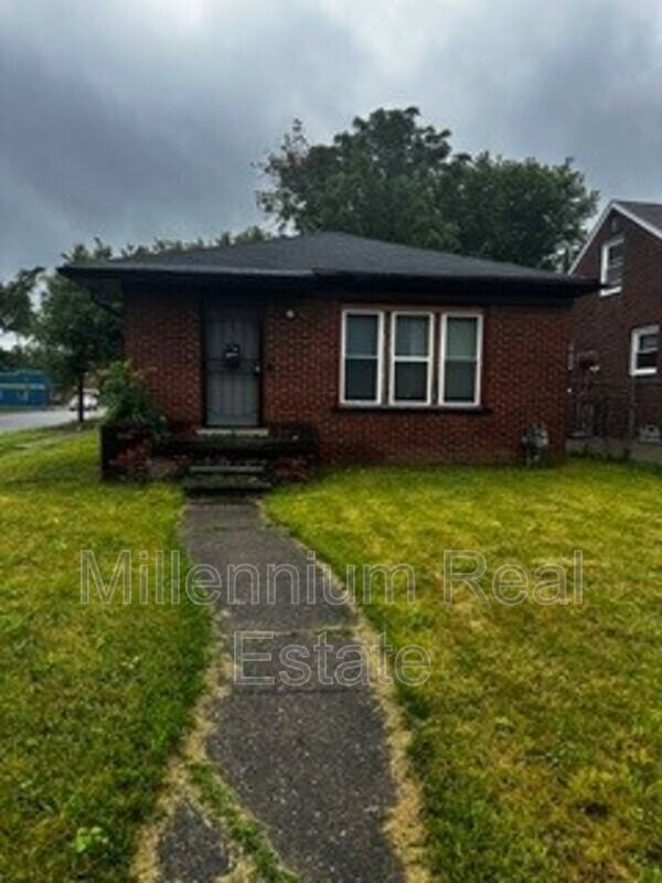 House for rent at 15301 Stout St, Detroit, MI 48223