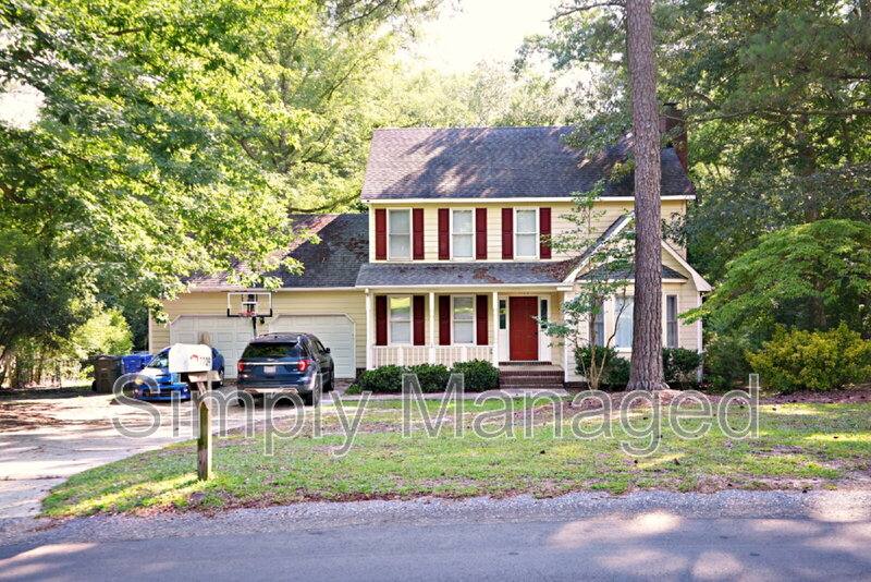 House for rent at 7709 Scottsdale Dr, Fayetteville, NC 28314