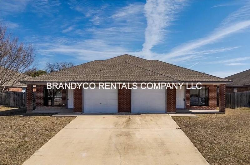 Apartment for rent at 3201 B Dannen Court #1, Killeen, TX 76549