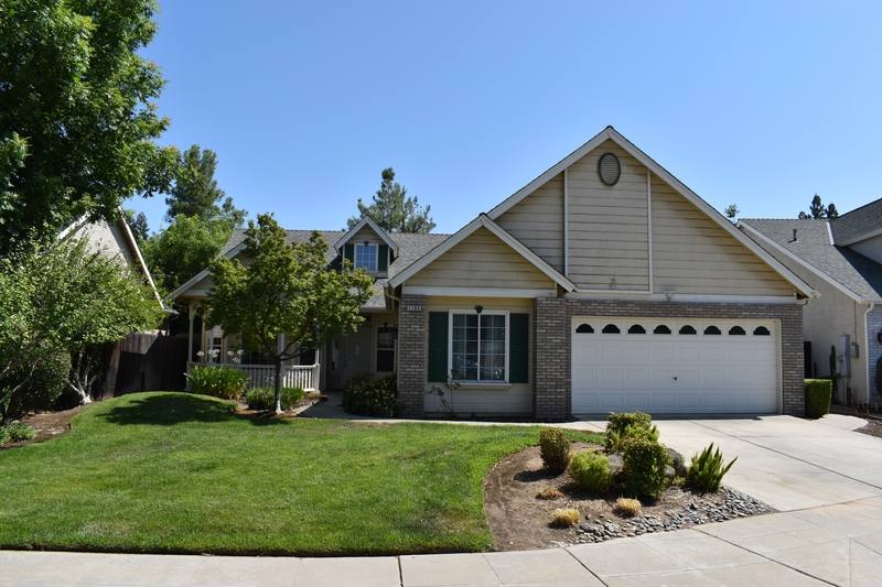 House for rent at 1785 E Turnberry Ave, Fresno, CA 93730