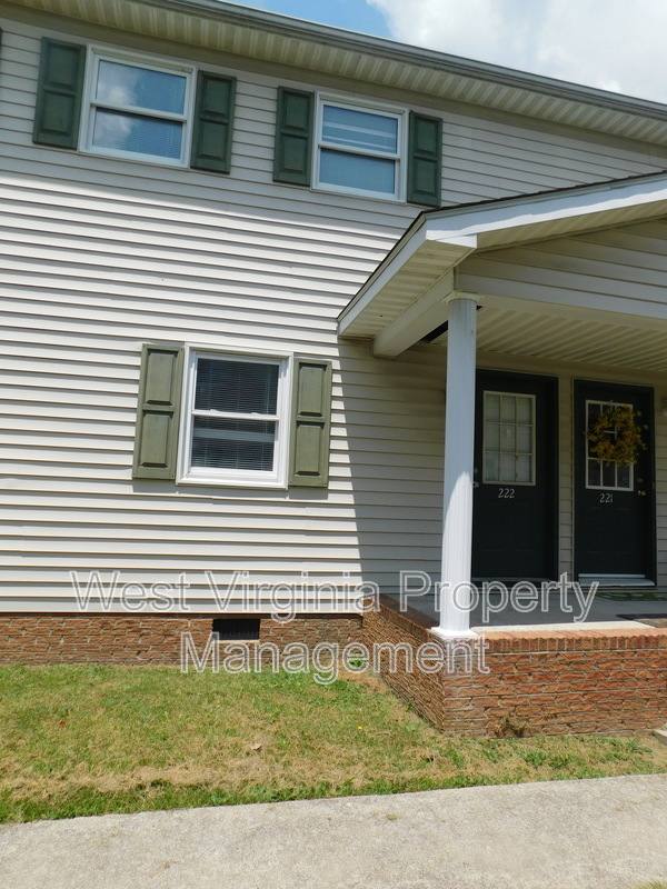 Townhouse for rent at 581 Prosperity Rd #222, Mount Hope, WV 25880