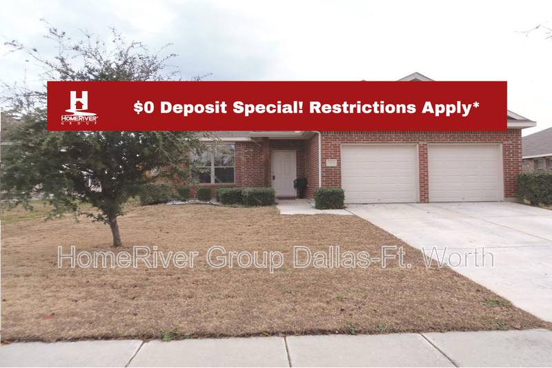 House for rent at 2811 Oak Crest Dr, Grand Prairie, TX 75052