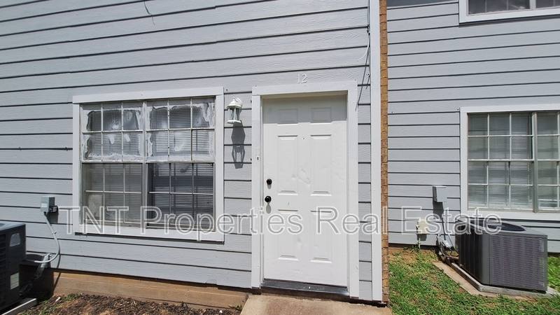 Townhouse for rent at 1906 Barak Lane #12, Bryan, TX 77802