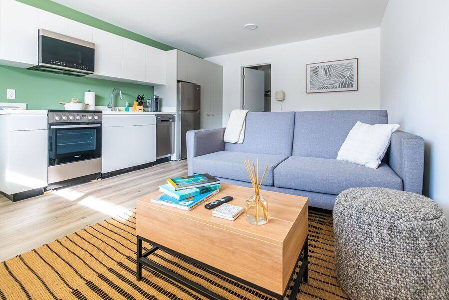 Apartment for rent at 233 Broadway #122, Oakland, CA 94607