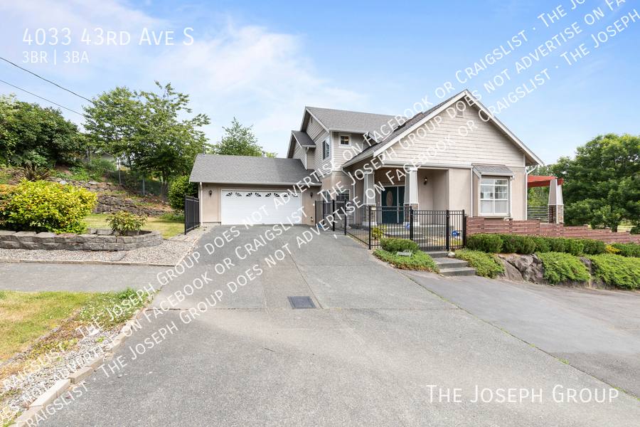 House for rent at 4033 43rd Ave S, Seattle, WA 98118