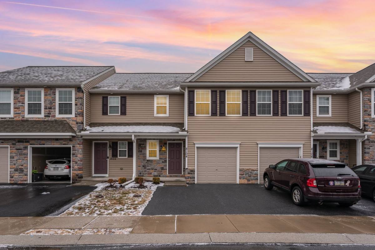 Townhouse for rent at 8104 Lenker Dr, Harrisburg, PA 17112