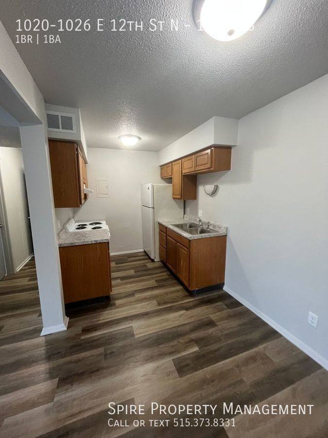 Apartment for rent at 1020-1026 E 12th St N #8, Newton, IA 50208