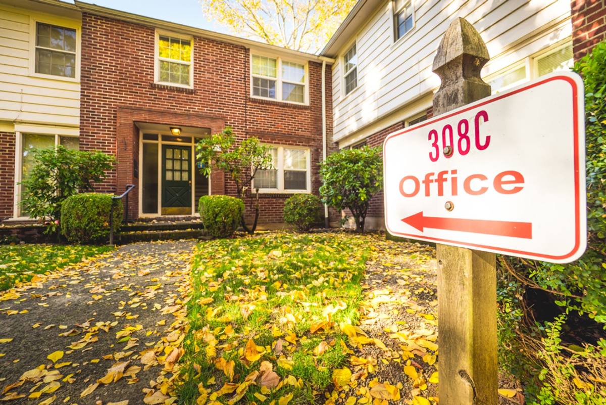 Apartment for rent at 308 E 28th St, Vancouver, WA 98663