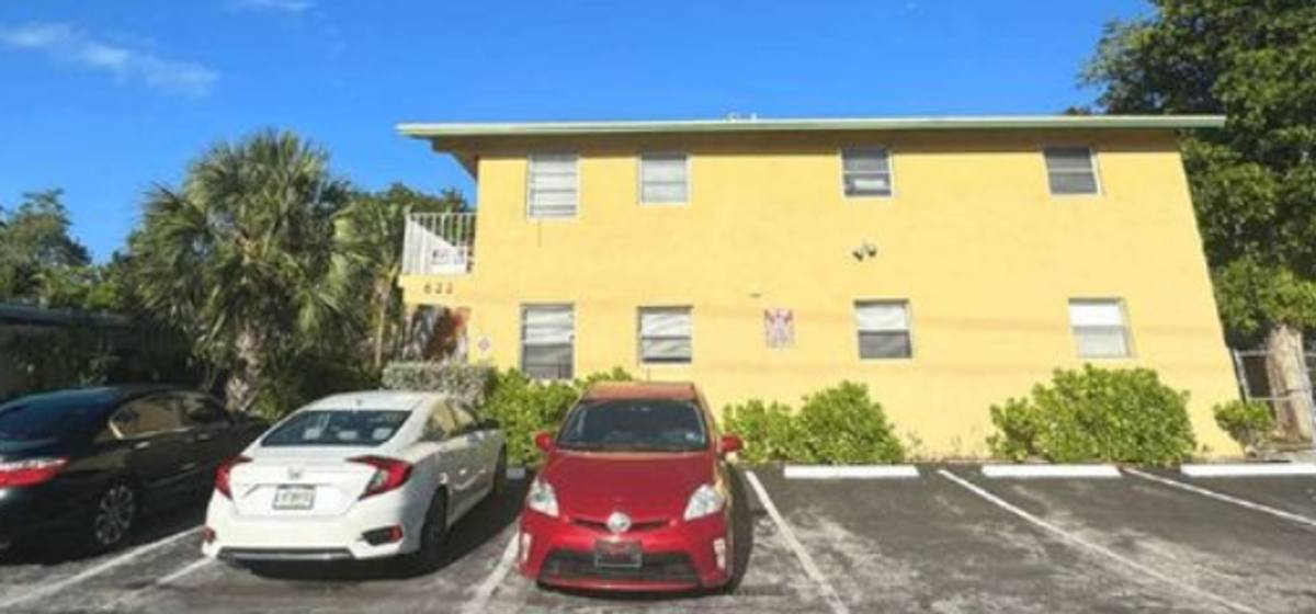 Apartment for rent at 622 NE 14th Ave, Fort Lauderdale, FL 33304