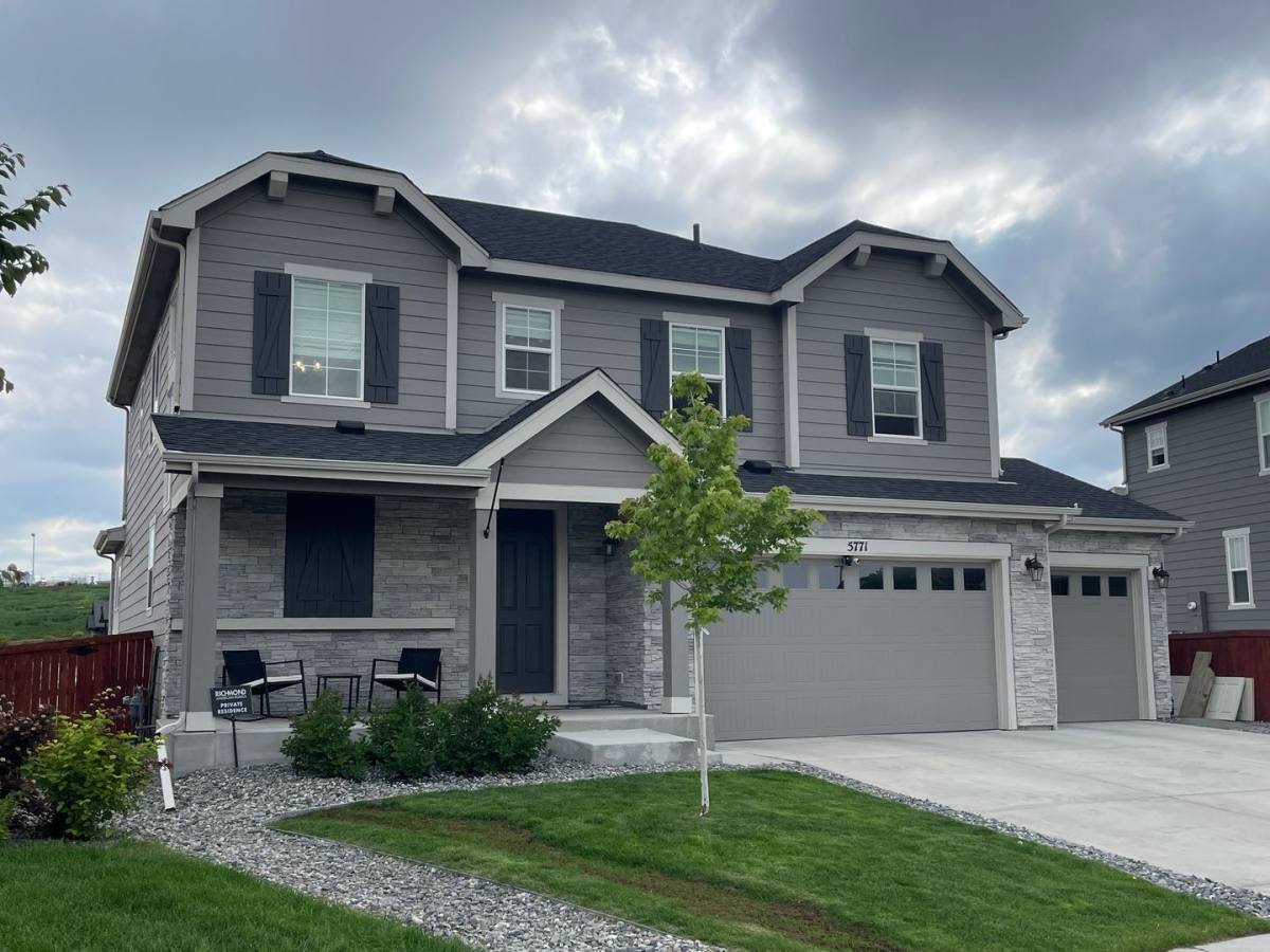 House for rent at 5771 S Flat Rock Way, Aurora, CO 80016