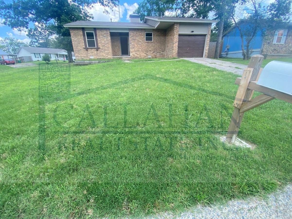 House for rent at 1420 Nicole Dr, North Little Rock, AR 72118