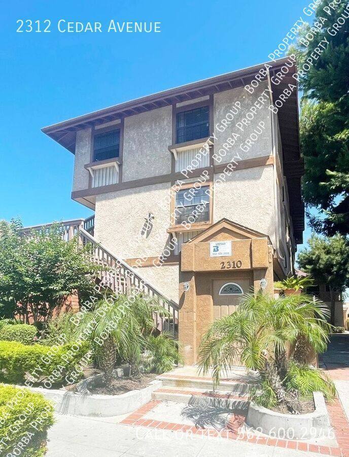 Apartment for rent at 2312 Cedar Ave, Long Beach, CA 90806