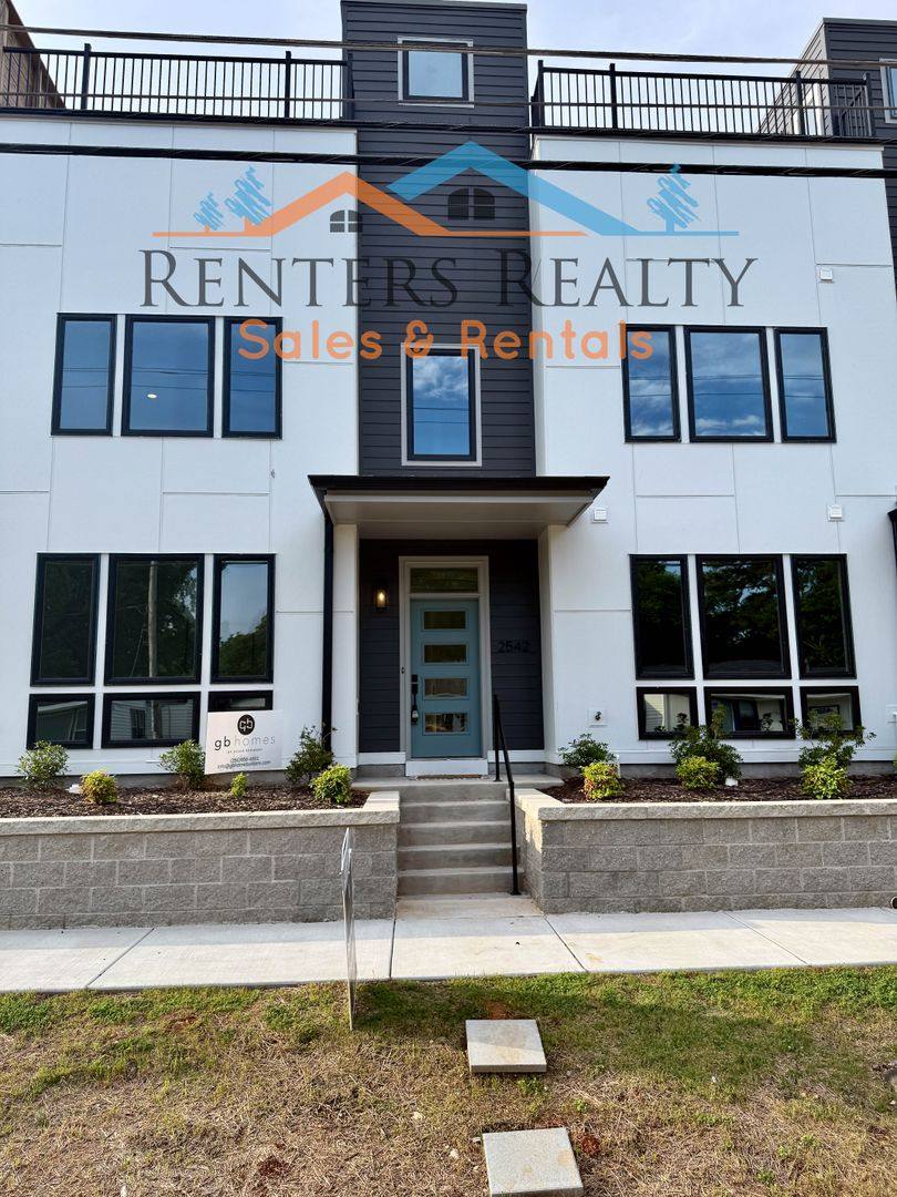 Townhouse for rent at 2540 Freeman Rd SW, Huntsville, AL 35805