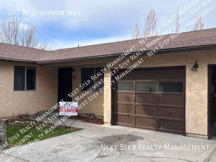 207 N Stierman Way, Eagle, ID 83616