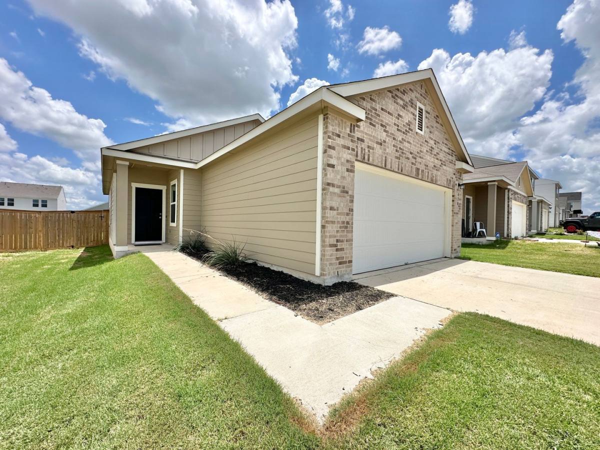 House for rent at 430 Line of Fire Way, Killeen, TX 76547