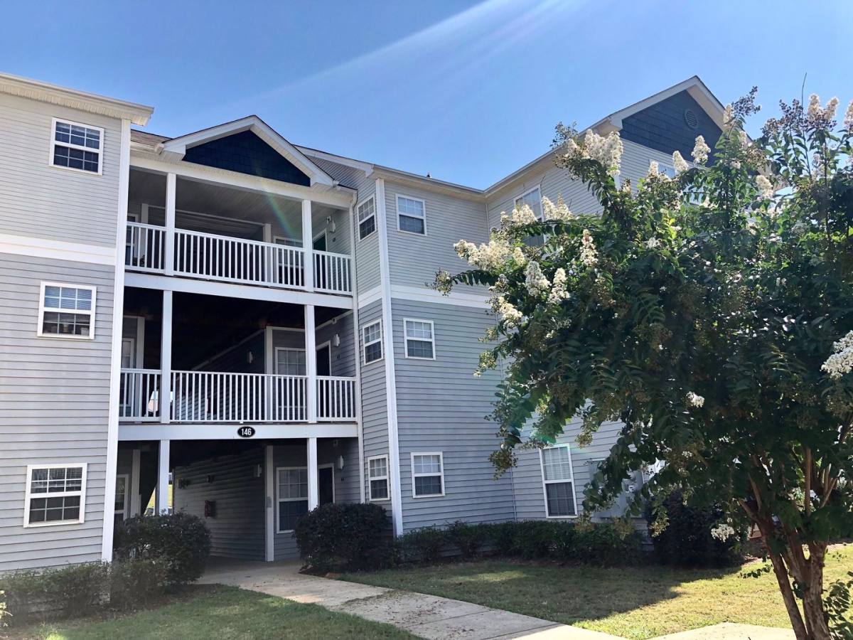Apartment for rent at 146 University Village Dr, Central, SC 29630