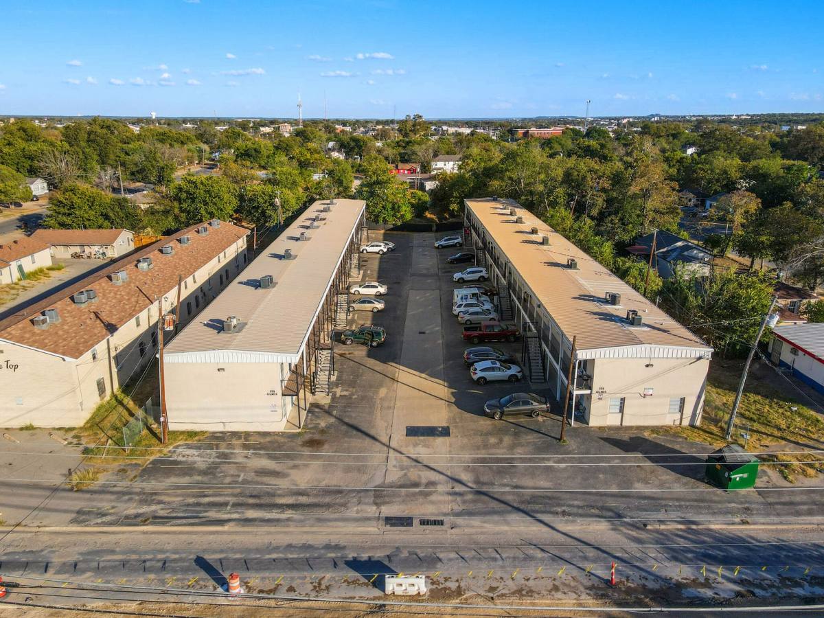 Apartment for rent at 306 N Gilmer St, Killeen, TX 76541