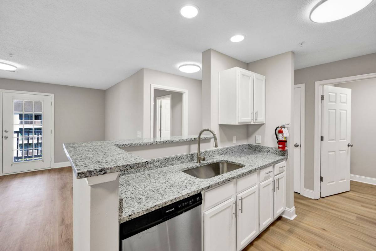 Apartment for rent at 889 N Matthews Rd, Lake City, SC 29560