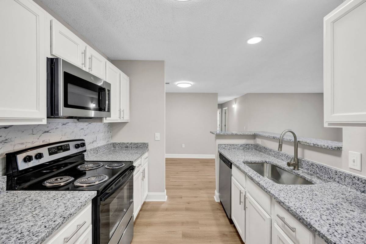 Apartment for rent at 889 N Matthews Rd, Lake City, SC 29560