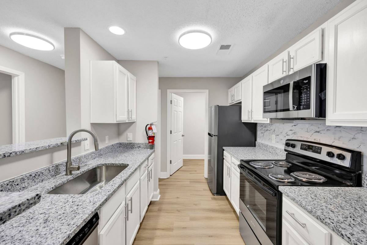 Apartment for rent at 889 N Matthews Rd, Lake City, SC 29560