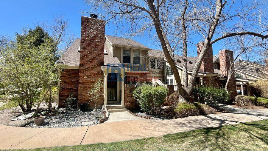 Townhouse for rent at 2743 W Long Dr #A, Littleton, CO 80120