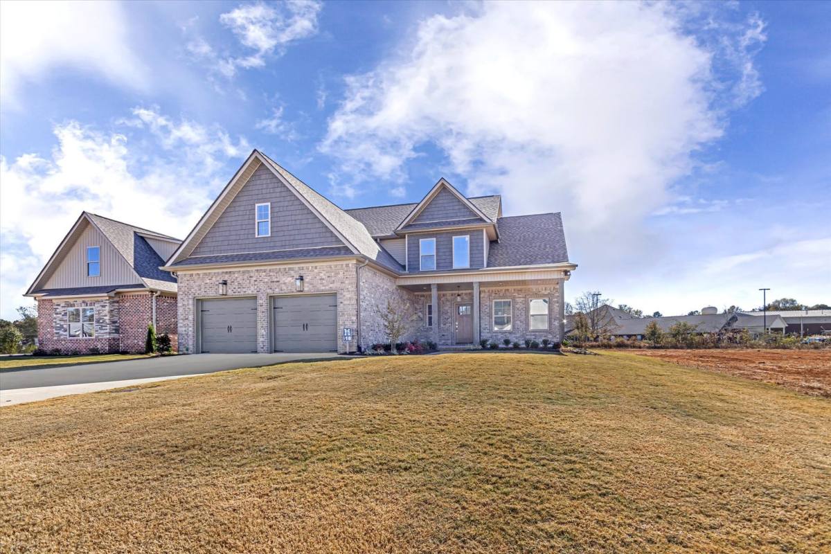 House for rent at 17908 Longleaf Dr, Athens, AL 35611