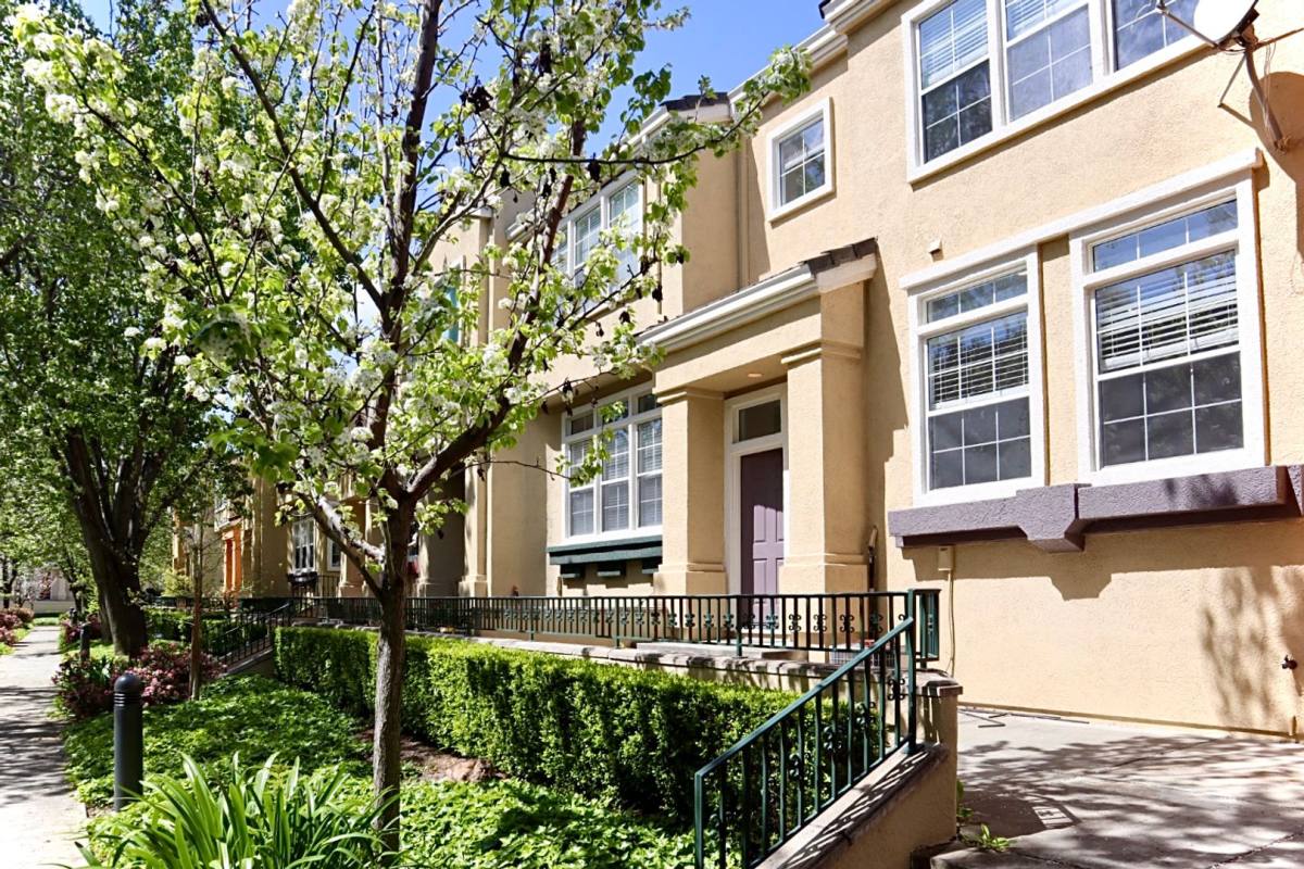 Townhouse for rent at 3494 Hart Common, Fremont, CA 94538