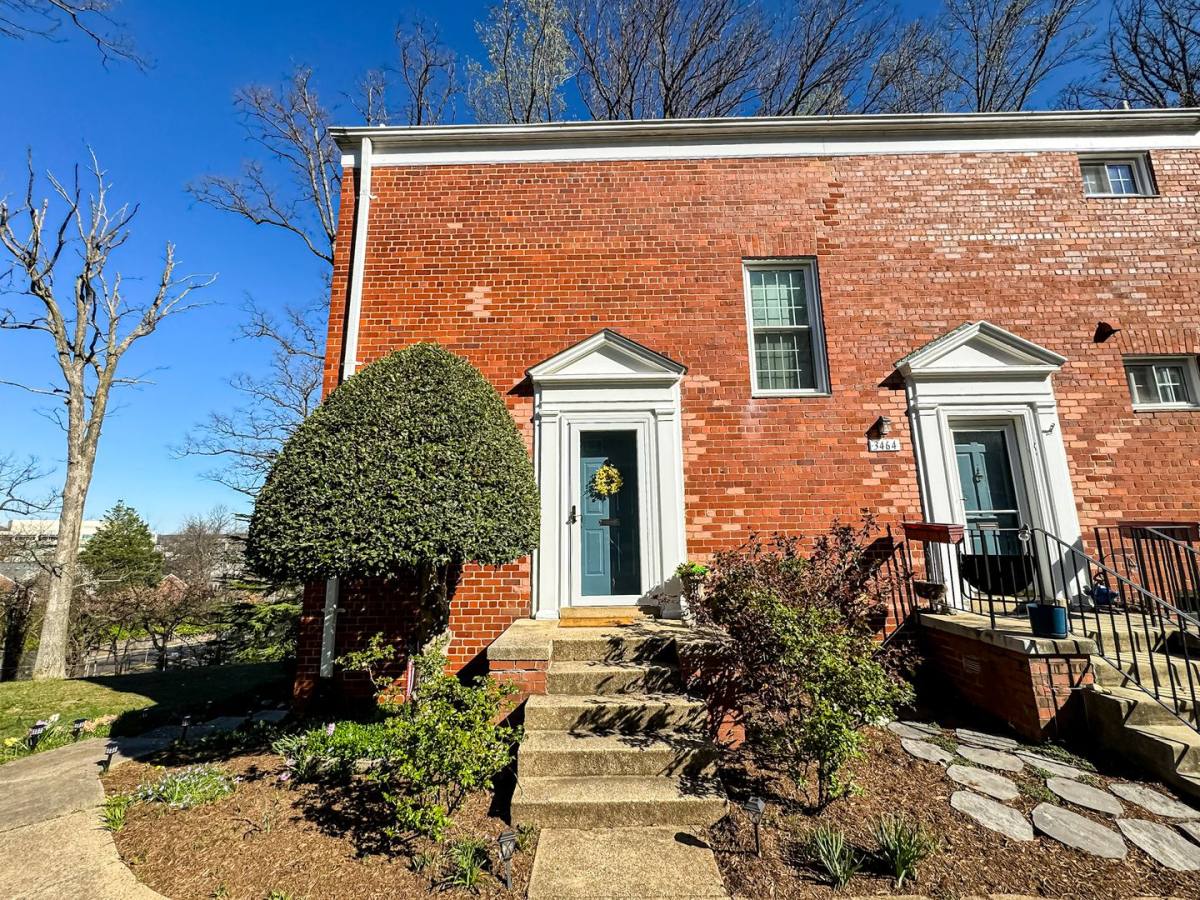 House for rent at 3462 Martha Custis Dr, Alexandria, VA 22302