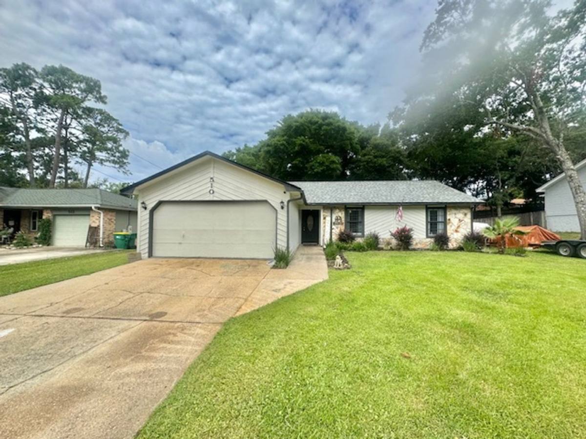 510 Oak Ave, Niceville, FL 32578