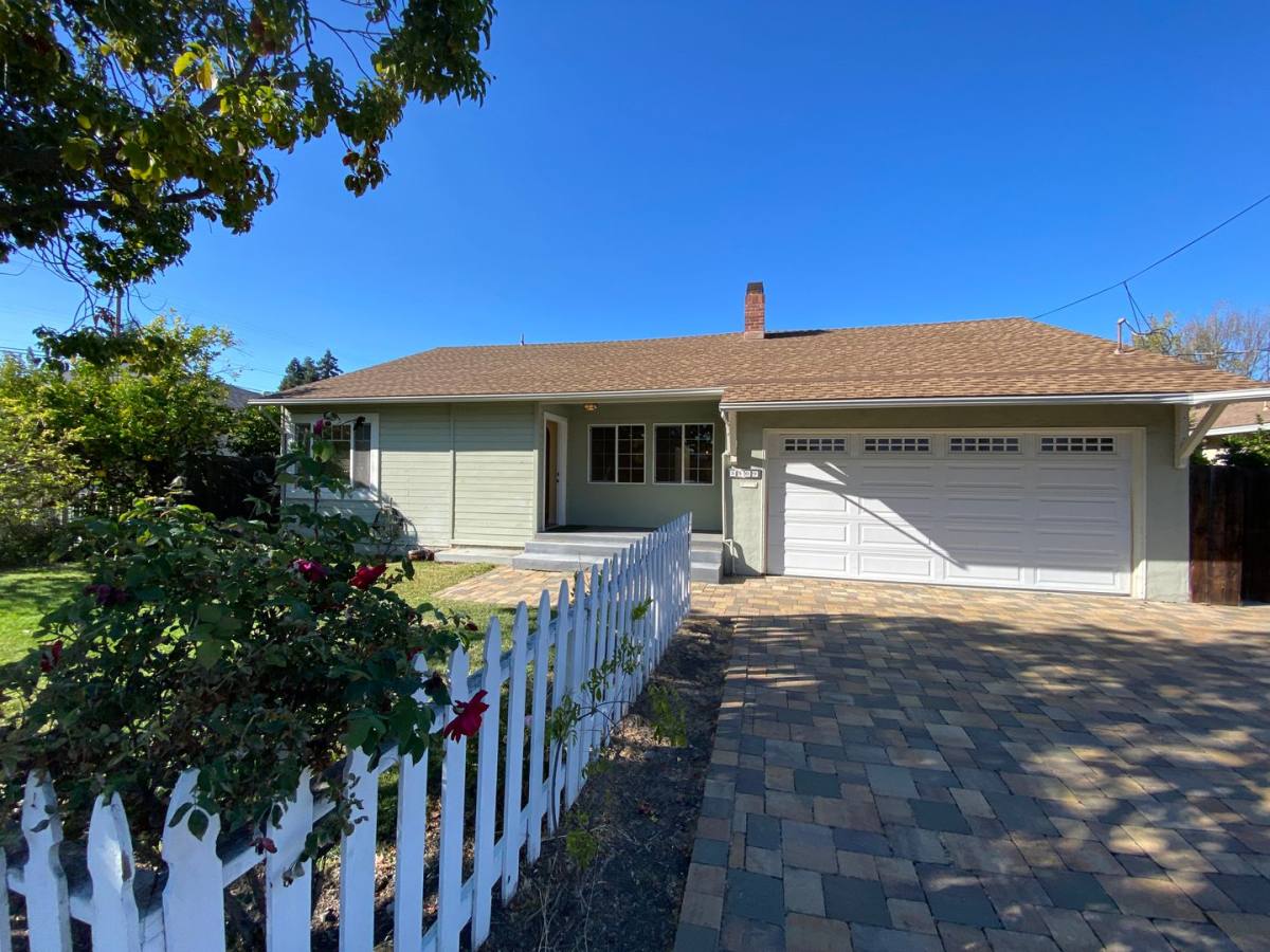 House for rent at 3509 Page St, Redwood City, CA 94063