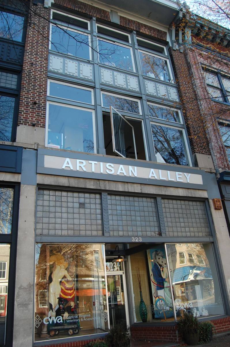 Apartment for rent at 323 W Broad St #6, Richmond, VA 23220