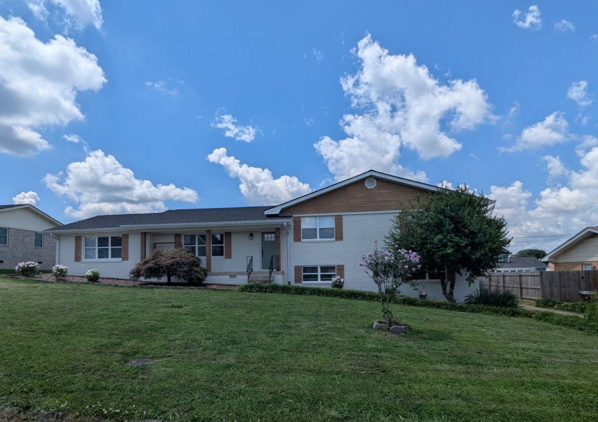 House for rent at 8134 Holly Crest Dr, Chattanooga, TN 37421