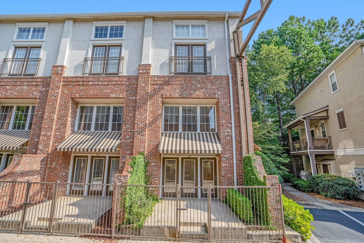 Townhouse for rent at 500 Brickworks Circle NE #505, Atlanta, GA 30307