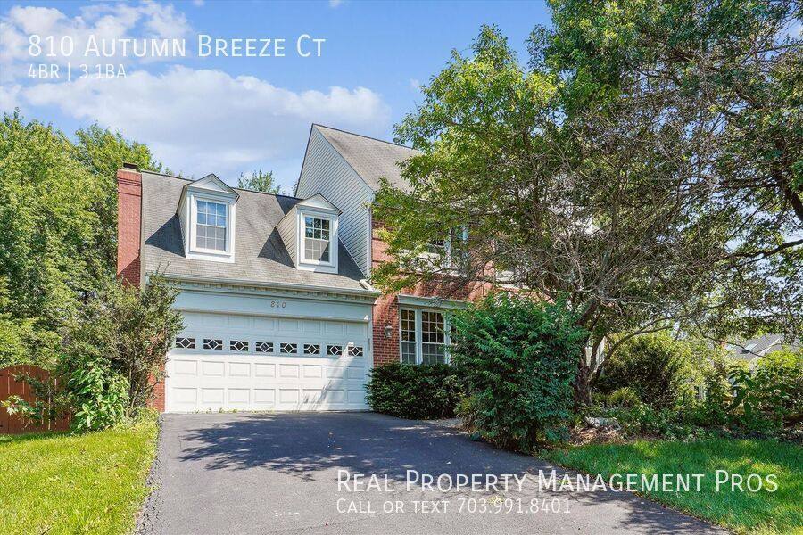 House for rent at 810 Autumn Breeze Court, Herndon, VA 20170