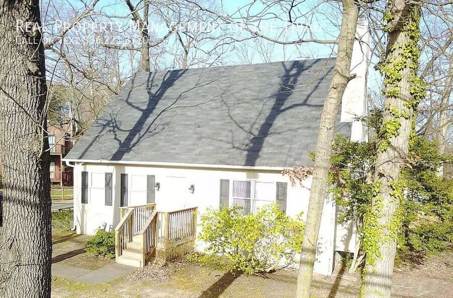 House for rent at 1349 Brookwood Dr, Winston Salem, NC 27106