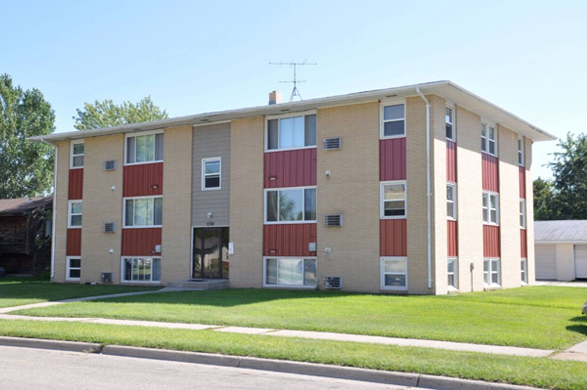 Apartment for rent at 2310 10th St S, Moorhead, MN 56560