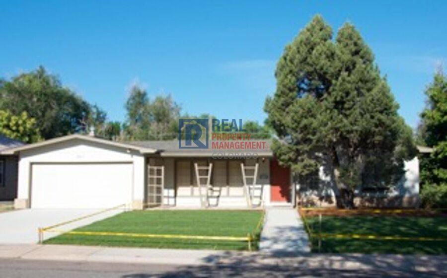 House for rent at 461 S Kearney St, Denver, CO 80224
