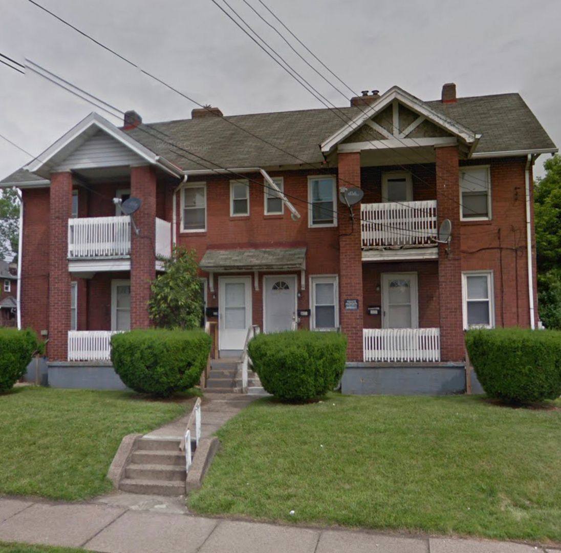 Apartment for rent at 816 Crawford Ave, Duquesne, PA 15110