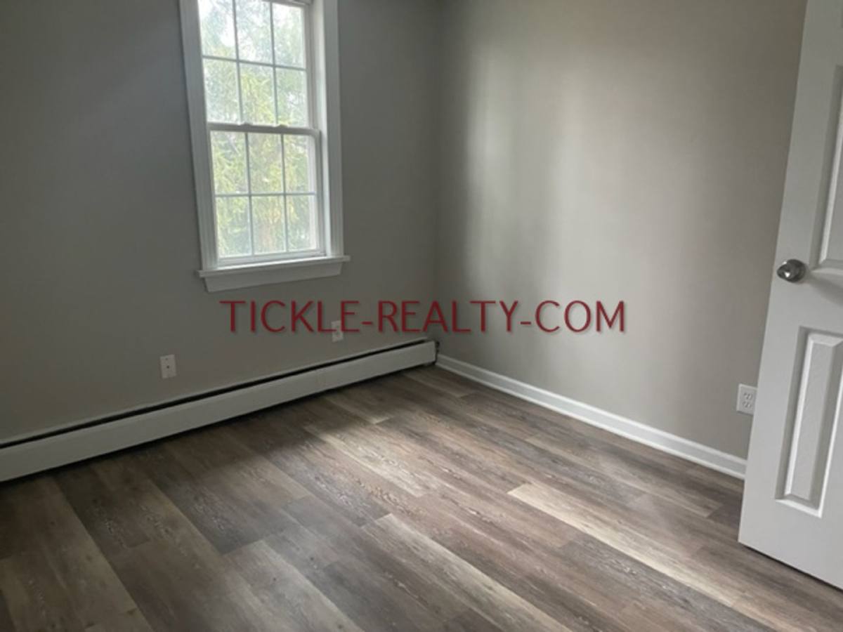 Apartment for rent at 1420 Lehigh Station Rd, Henrietta, NY 14467