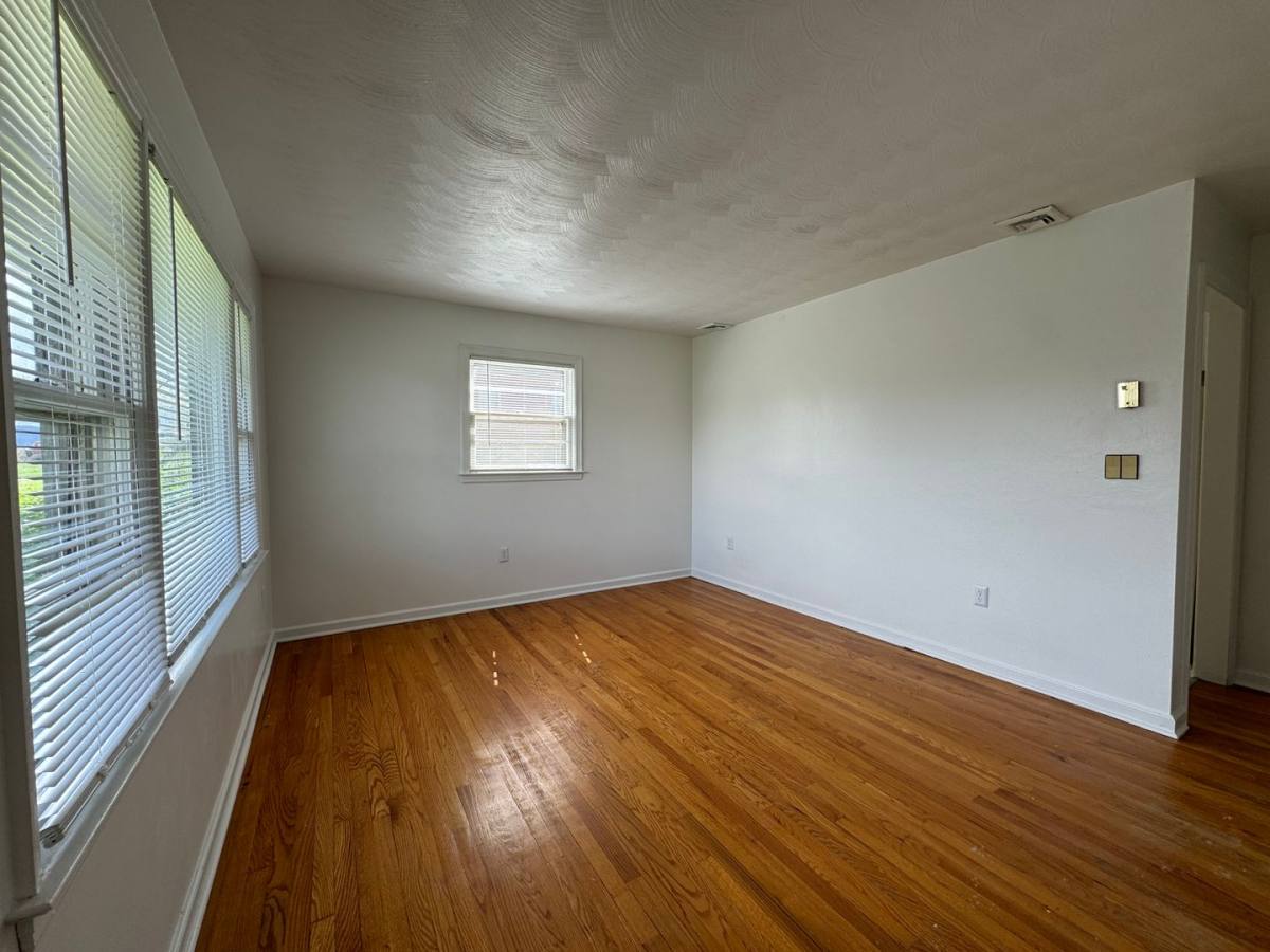 Apartment for rent at 4521 Northridge St NE, Roanoke, VA 24012