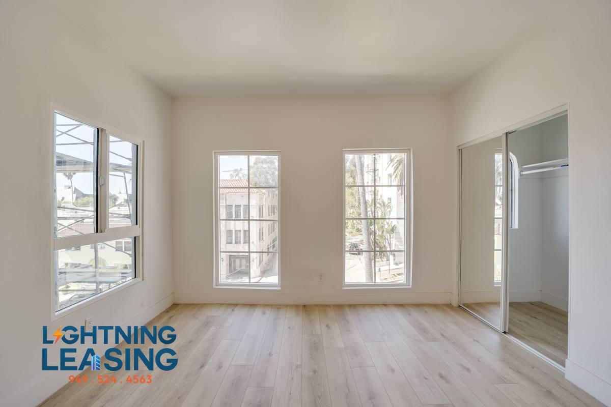 Apartment for rent at 1928 N Whitley Ave #22C, Los Angeles, CA 90068