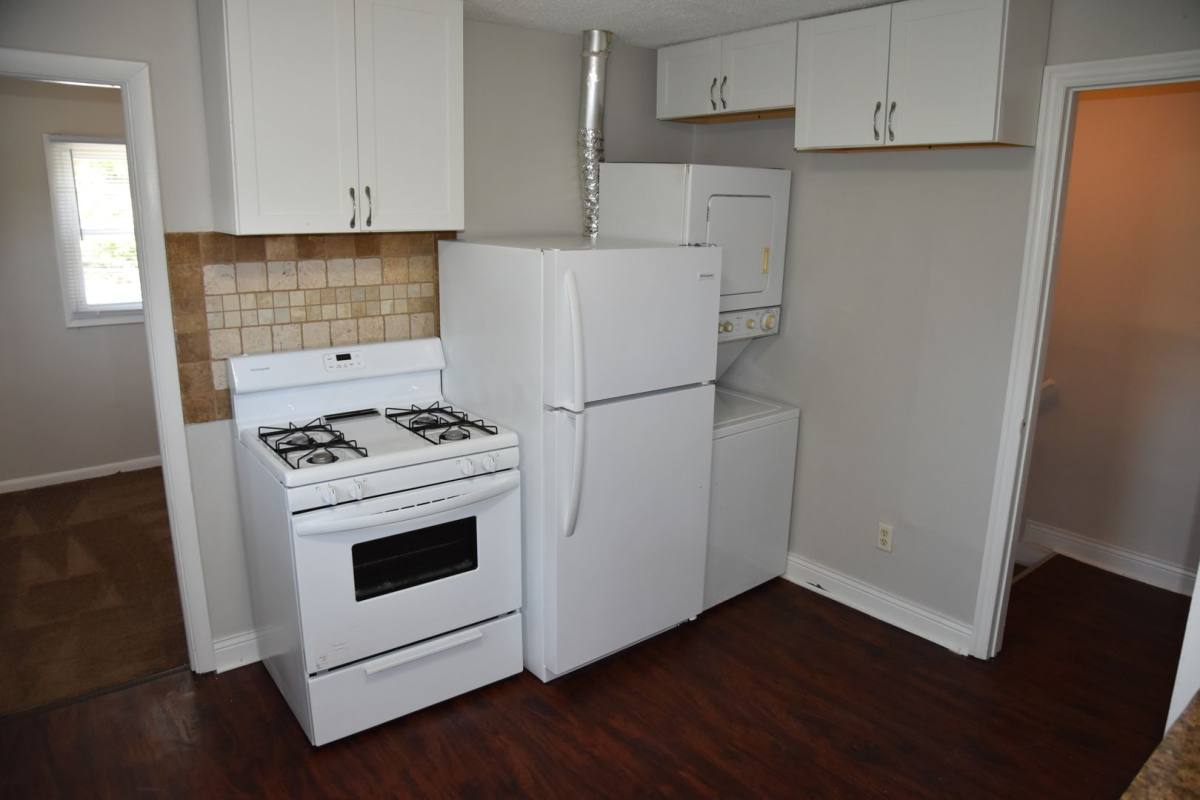 Apartment for rent at 1694 S Washington Ave, Columbus, OH 43207