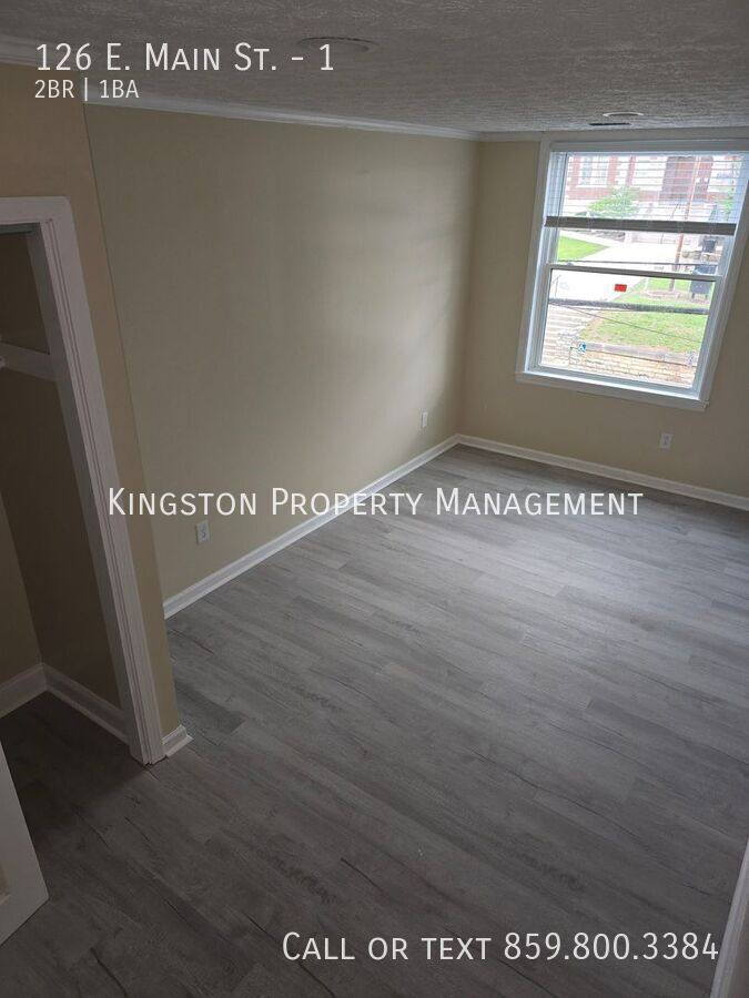Apartment for rent at 126 E Main St #1, Carlisle, KY 40311